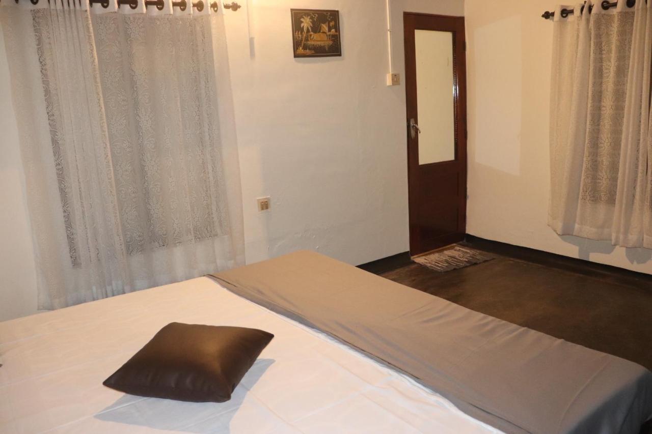 Piggy Hostel Varkala Ngoại thất bức ảnh
