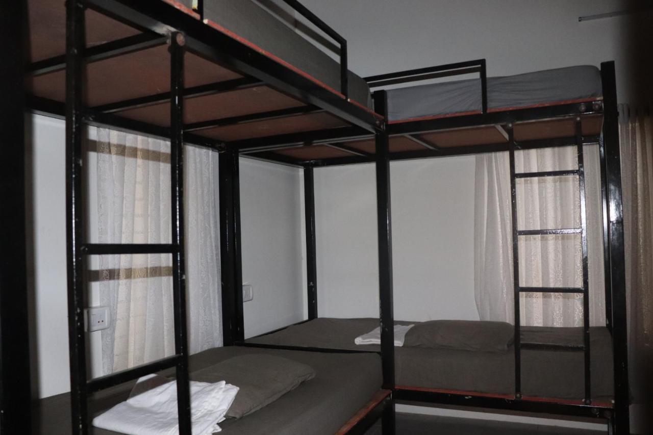 Piggy Hostel Varkala Ngoại thất bức ảnh