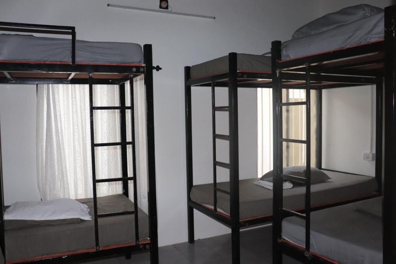 Piggy Hostel Varkala Ngoại thất bức ảnh